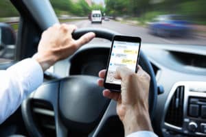 How M&Y Personal Injury Lawyers Can Help After a Distracted Driving Accident in Los Angeles