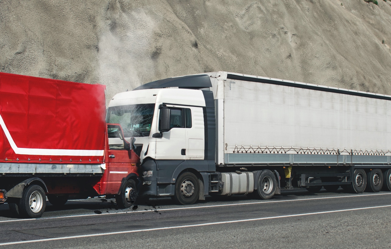 Do I Need To File a Police Report After a Los Angeles Truck Accident?